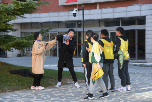 cad4d2a6359f4679a5398fb1a6a90283.jpg
